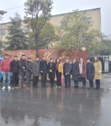 宜春学院在我企考察调研并召开校企合作座谈会